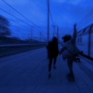 97精品在线播放
